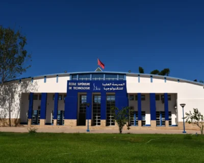 Projet d&rsquo;Éclairage Solaire Intelligent pour un Campus Écologique : Illuminer l&rsquo;Avenir à l&rsquo;École Supérieure de Technologie de Kénitra(EST)