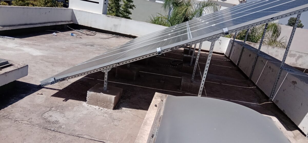 Projet Solaire Riad Agadir : Énergie Verte et Eau Chaude Solaire